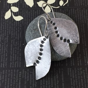 Leaf Dot Earrings (Aluminum)
